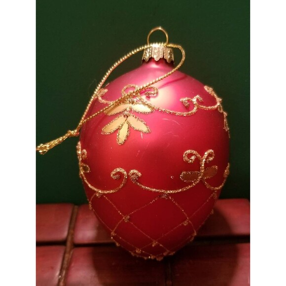 Vintage 1950s Fabergé Egg Style Christmas Ornament Red With Gold Details - Picture 3 of 5